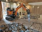 Minikraan huren Fryslân tuin betonvloer slopen kraanverhuur
