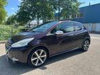 Peugeot 208 1.2 PureTech GT-line 1e Eigenaar! 30.800 KM NAP!, Voorwielaandrijving, Gebruikt, Leder en Stof, Origineel Nederlands