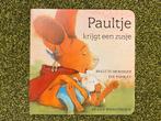 Paultje krijgt een zusje (kartonboekje), Ophalen of Verzenden, Gelezen, 2 tot 3 jaar