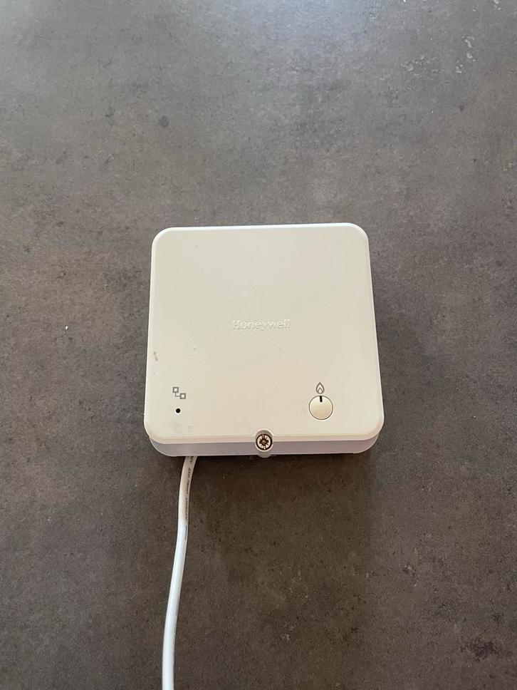 Honeywell Lyric T6 Slimme Thermostaat, Doe-het-zelf en Verbouw, Thermostaten, Gebruikt, Slimme thermostaat, Ophalen