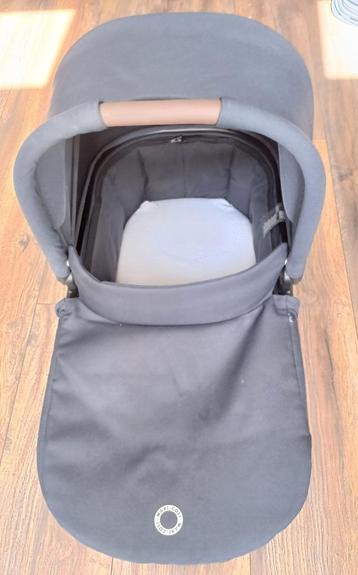 Reiswieg merk Maxi-cosi blauw/navy voor baby's tot 9 kg beschikbaar voor biedingen