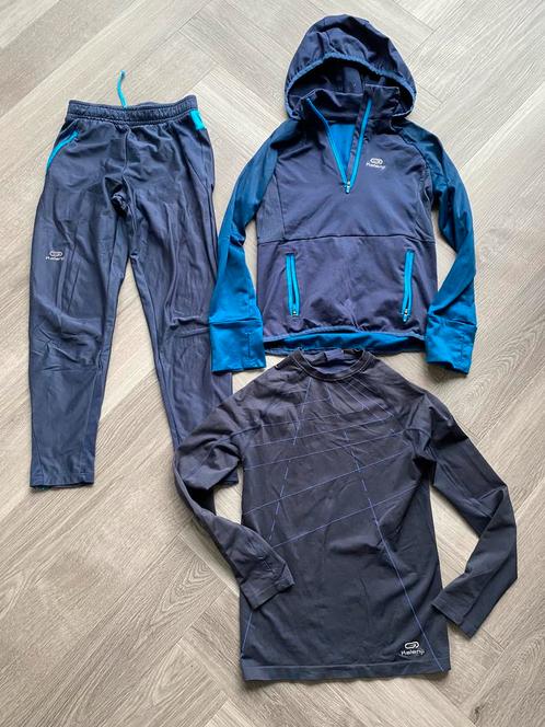 Donkerblauwe sportkleding Kalenji 7-8 jaar 123-130 cm, Sport en Fitness, Loopsport en Atletiek, Zo goed als nieuw, Kleding, Overige merken