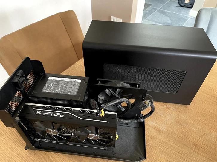 Razer Core X met Radeon RX580 sapphire (8Gb), Computers en Software, Videokaarten, Zo goed als nieuw, Overige chipsets, Overige typen