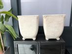 2 grote brocante bloempotten, Ophalen