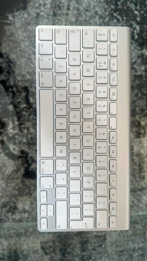 Apple A1314 Wireless Keyboard, Computers en Software, Toetsenborden, Gebruikt, Qwerty, Draadloos, Ophalen of Verzenden