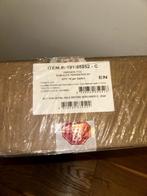 Pokemon Surging Sparks ETB Case, Ophalen of Verzenden, Nieuw, Boosterbox, Foil