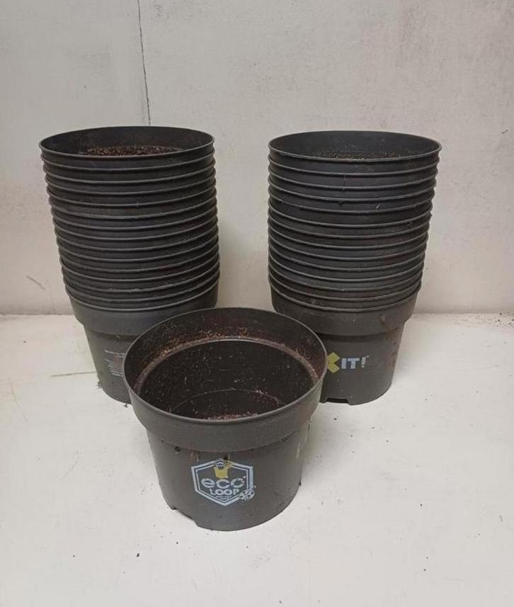 Kweekpotten 2 liter, Tuin en Terras, Bloempotten, Gebruikt, Kunststof, Minder dan 40 cm, Minder dan 25 cm, Rond, Ophalen of Verzenden