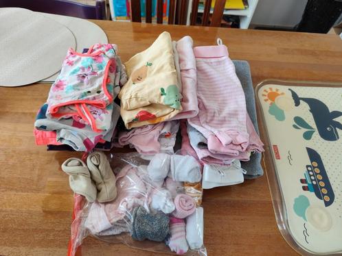 Kledingpakket voor een baby meisje maat 50 en 56, Kinderen en Baby's, Babykleding | Baby-kledingpakketten, Zo goed als nieuw, Maat 50