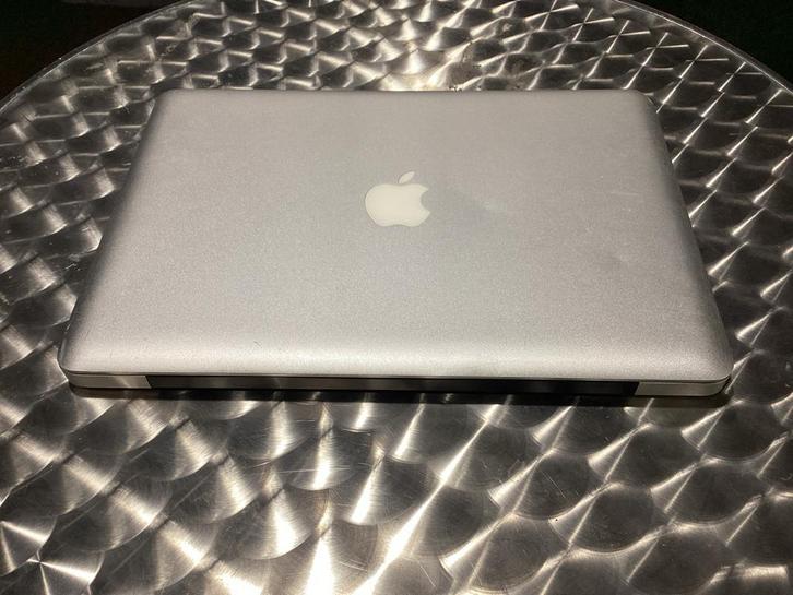 Defecte MacBook - Onderdelen, Computers en Software, Apple Macbooks, Niet werkend, MacBook, Overige groottes, Onbekend, Onbekend