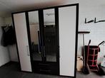Grote vierdeurs kledingkast 208 cm breed, Huis en Inrichting, Ophalen, Gebruikt, 200 cm of meer, Met hangruimte