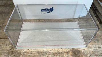 BBR vitrine voor 1:18 modellen beschikbaar voor biedingen