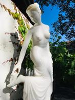 Groot Marmeren Tuinbeeld op sokkel, Tuin en Terras, Tuinbeelden, Ophalen, Gebruikt, Steen, Mensenbeeld