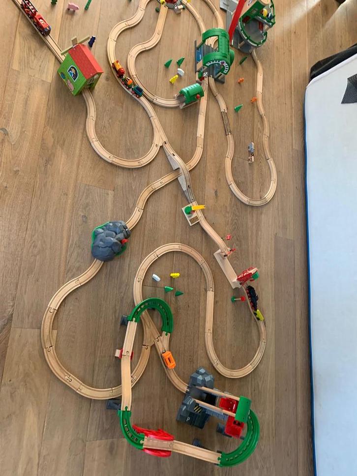 Uitgebreid Brio Treinpark, Kinderen en Baby's, Speelgoed | Overig, Gebruikt, Jongen of Meisje, Ophalen of Verzenden