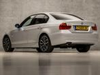 BMW 3-serie 320i Sport 170Pk Automaat (YOUNGTIMER, CLIMATE,, 12 maanden, Zwart, 4 cilinders, Leder