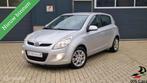 Hyundai i20 1.2i DynamicVersion AIRCO DEALERONDERHOUDEN 1 EI, Auto's, 450 kg, 4 cilinders, Origineel Nederlands, Electronic Stability Program (ESP)