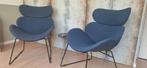 2 nette design blauwe fauteuils uit rookvrij huis., Ophalen, Gebruikt, Blauw, Twee