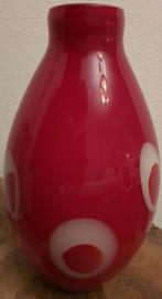 Vaas gesigneerd murano mondgeblazen design dik glas rood wit, Minder dan 50 cm, Glas, Ophalen of Verzenden, Zo goed als nieuw