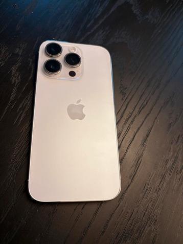 iPhone 14 Pro - Zilver beschikbaar voor biedingen