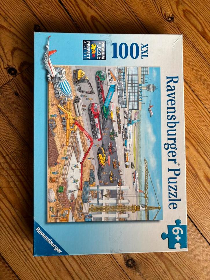 Ravensburger 100 XXL Vliegveld/Bouwplaats, Hobby en Vrije tijd, Denksport en Puzzels, Zo goed als nieuw, Legpuzzel, Minder dan 500 stukjes