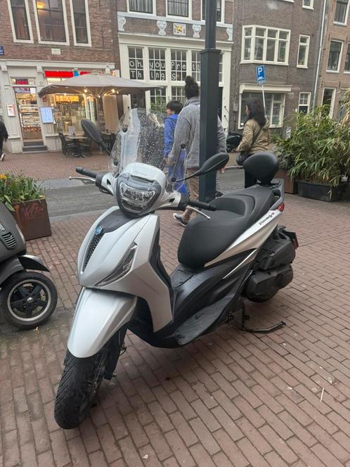 Beverly 400 HPE op A1, Fietsen en Brommers, Scooters | Piaggio, Overige modellen, Ophalen