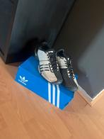 Adidas tennis schoenen Novak Djokovic pro, Sport en Fitness, Tennis, Adidas, L00, Schoenen, Ophalen of Verzenden