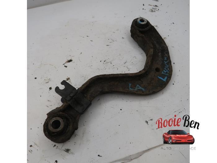 Draagarm boven links-achter van een Volkswagen Golf, Auto-onderdelen, Ophanging en Onderstel, Volkswagen, Gebruikt, 3 maanden garantie