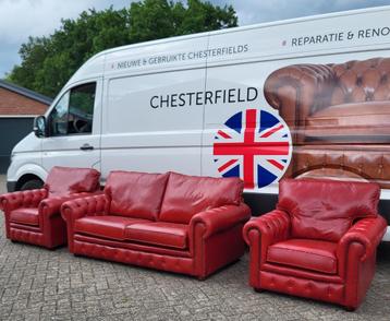 Compleet Chesterfield bankstel rood leer. Made in England  beschikbaar voor biedingen