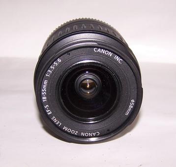 Canon EF-s 18-55mm 1:3.5-5.6 lens. Nieuwstaat. beschikbaar voor biedingen