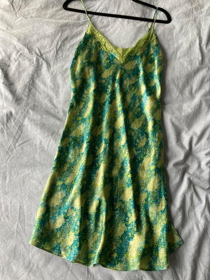 Yamamay Blue-green floral satin nightdress with Lace, Kleding | Dames, Ondergoed en Lingerie, Nachtkleding, Groen, Verzenden