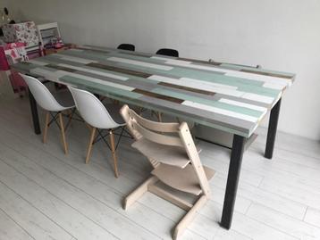 Sloophouten tafel, Type Swindon: beschikbaar voor biedingen