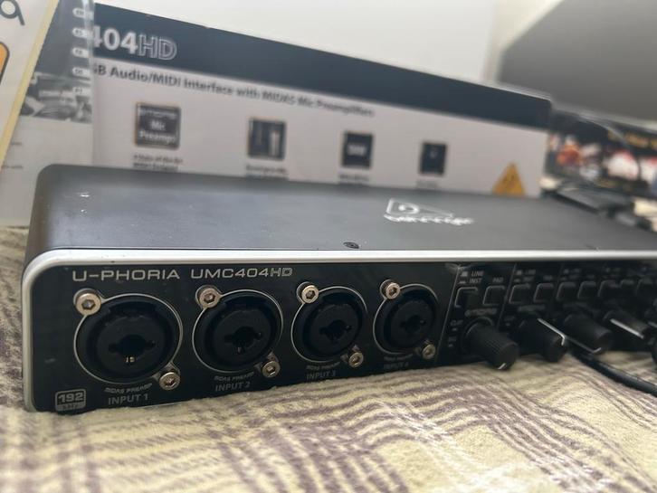 Behringer UMC404HD Audio Interface, Muziek en Instrumenten, Midi-apparatuur, Zo goed als nieuw, Ophalen of Verzenden