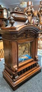 Grote tafelklok Thomas Haller, Ophalen