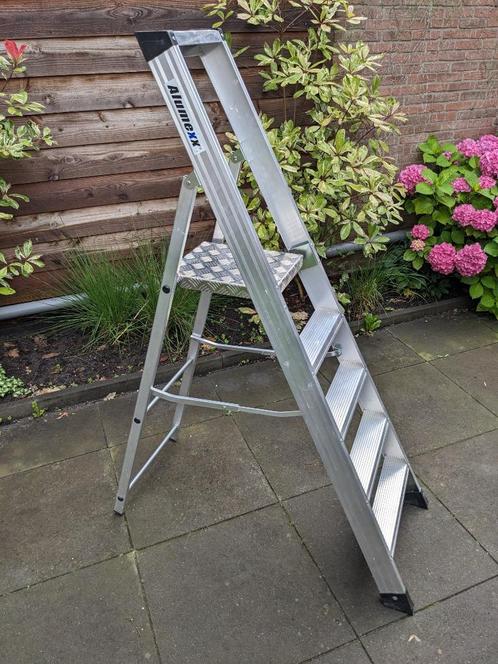 Alumexx Mamut bordestrap 5 treeds, Doe-het-zelf en Verbouw, Ladders en Trappen, Zo goed als nieuw, Trap, Minder dan 2 meter, Ophalen
