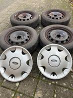 Prima Winterbanden op velg 195/60R15 van Ford Focus Wagon, Auto-onderdelen, Banden en Velgen, Ophalen, Gebruikt, 15 inch, Banden en Velgen