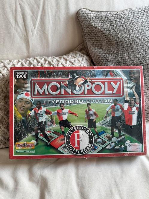 Uniek item! geseald Feyenoord Monopoly (Uefa Cup editie), Hobby en Vrije tijd, Gezelschapsspellen | Bordspellen, Zo goed als nieuw