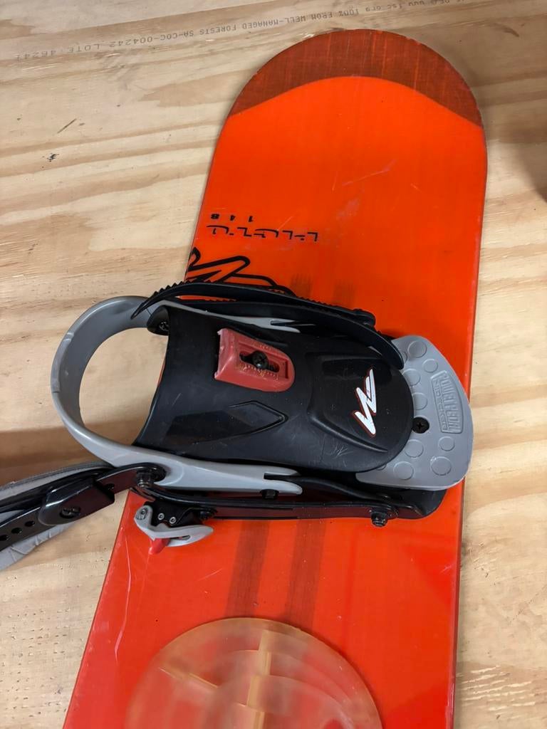 Nidecker snowboard 148cm, Sport en Fitness, Snowboarden, Ophalen of Verzenden, Zo goed als nieuw, Board