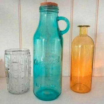 Vroluck Gekleurd Decoratie glas. beschikbaar voor biedingen