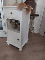 Brocante kastje /.nachtkastje, Huis en Inrichting, Ophalen, Minder dan 45 cm, 70 cm of meer