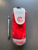 Efteling Coca-Cola fleshouder voor aan je broek/riem, Verzamelen, Efteling, Ophalen of Verzenden, Zo goed als nieuw, Gebruiksvoorwerp