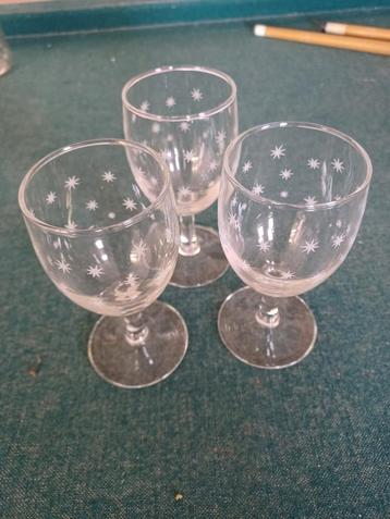 3 vintage/brocante glaasjes met stermotief beschikbaar voor biedingen
