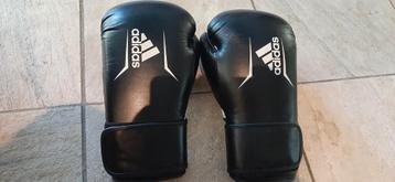 Bokshandschoenen Adidas voor volwassenen 16oz beschikbaar voor biedingen