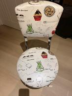Stoel met Theeservies Design, Wit, Ophalen of Verzenden, Zo goed als nieuw, Metaal