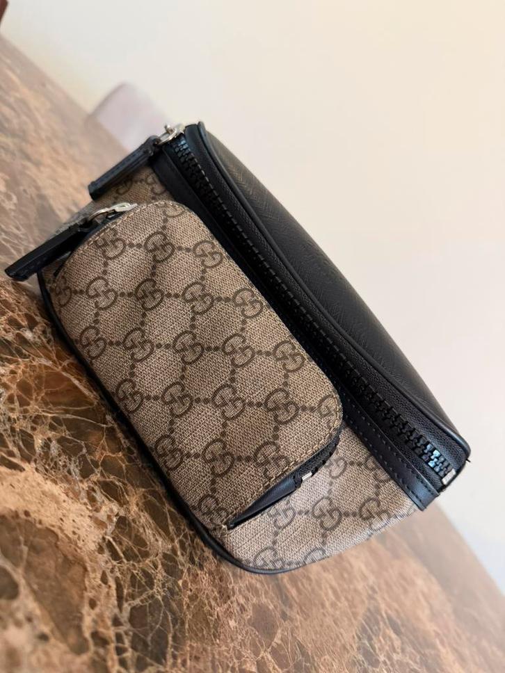 Gucci heuptasje, Sieraden, Tassen en Uiterlijk, Portemonnees, Nieuw, Overige merken, Beige, Leer, Ophalen of Verzenden