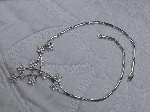 Collier met bloem kristallen, Sieraden, Tassen en Uiterlijk, Kettingen, Nieuw, Zilver, Met kristal, Verzenden
