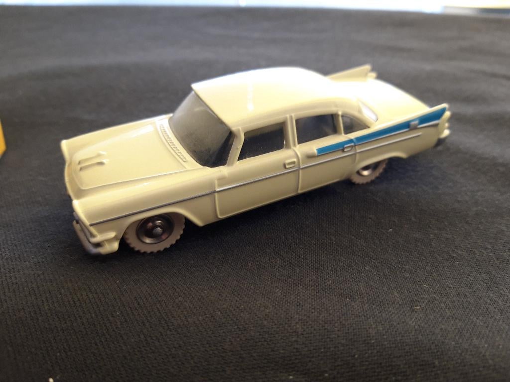 Dodge Royal Sedan - Dinky Atlas - Nieuw in doos, Ophalen of Verzenden, Nieuw, Auto, Dinky Toys