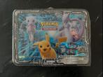 Sealed collectors chest fall 2019 armored mewtwo & team up, Ophalen of Verzenden, Zo goed als nieuw