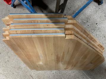 Vijf Ikea Ivar hoekplanken + hoekpaal voor stellingkast - afbeelding 3