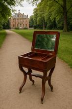 Antiek mahonie naai/kaptafeltje, Antiek, Minder dan 50 cm, Gebruikt, Ophalen of Verzenden