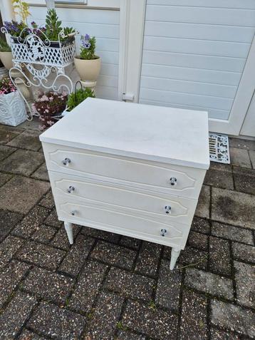 Vintage ladenkast commode wandkast in goede staat zie foto's