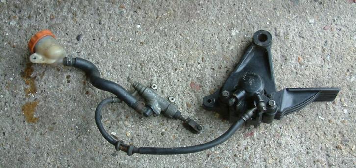 achterrem met pomp -remmen - carburateur boldor 900 cc, Motoren, Onderdelen | Honda, Gebruikt, Ophalen